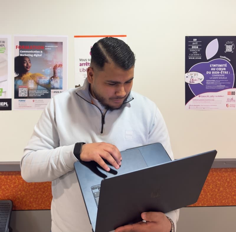 Walid Cheriet — étudiant en e-business, designer web basé en Belgique